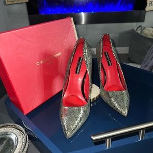 Charles Jordan gold & black snake print heels